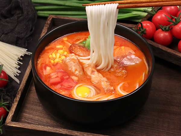 濟(jì)寧康德食品”生產(chǎn)車間是無菌化車間，整個生產(chǎn)和檢驗(yàn)都嚴(yán)格執(zhí)行《國家食品安全法》，從而保證了產(chǎn)品質(zhì)量安全、穩(wěn)定、可靠產(chǎn)品咨詢熱線：0537-3630366